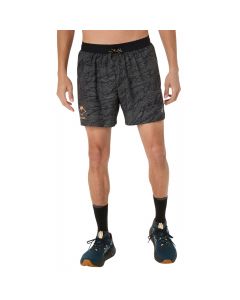 ASICS Fujitrail All Over Print 5IN Short 2011D392-001 męskie spodenki, Czarne 001